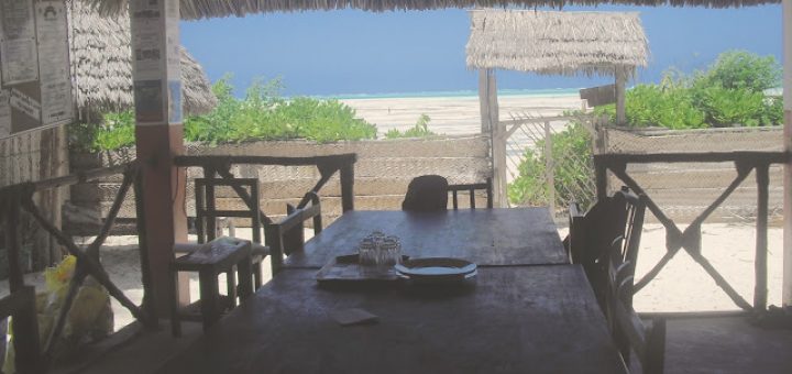 sala-pranzo-residence-African Impact-Zanzibar