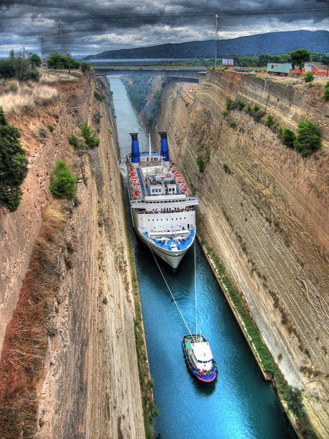 stretto-corinto stretto-corinto-nave